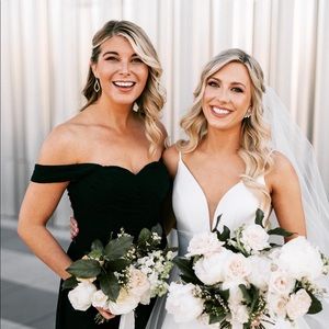 Sleeveless Azazie 🌊deep navy blue🌊 bridesmaids/prom dress size 4.